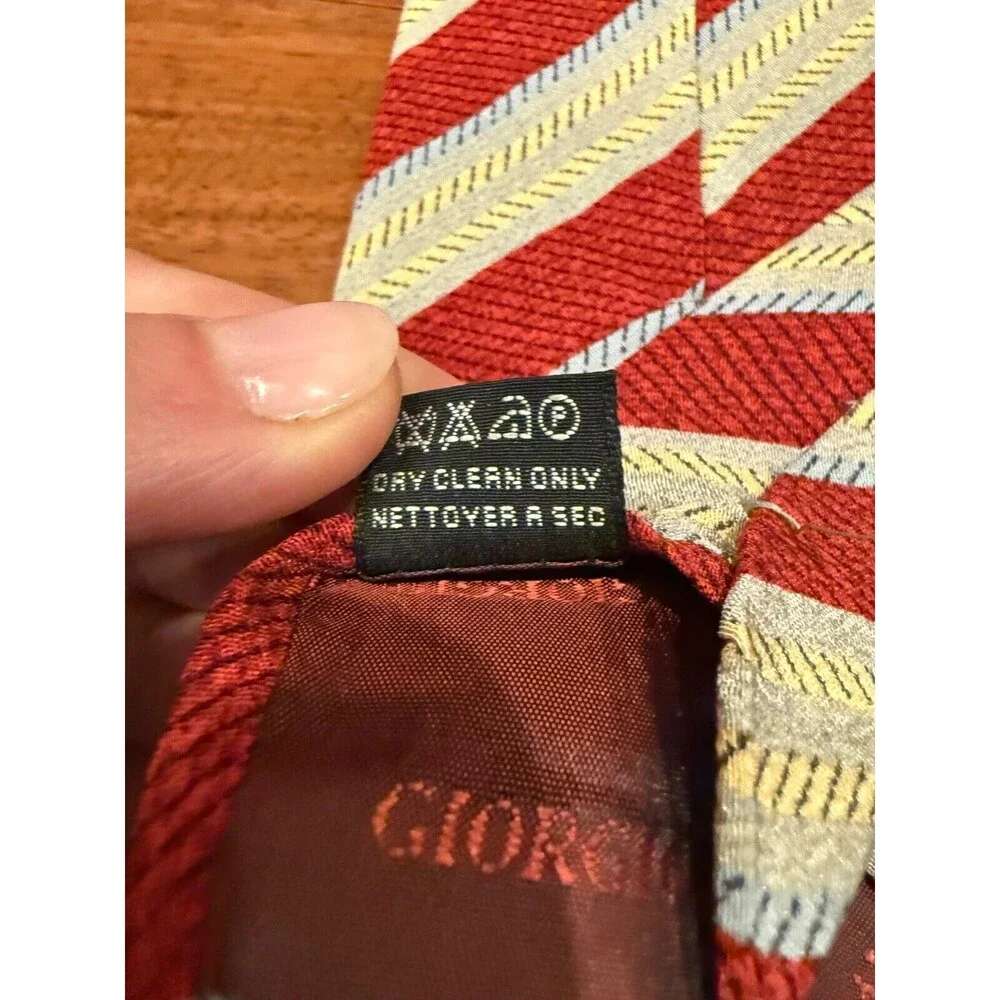 Giorgio Armani Silk Tie Slant Stripe Cravatte VTG | Red Yellow |‎ 56